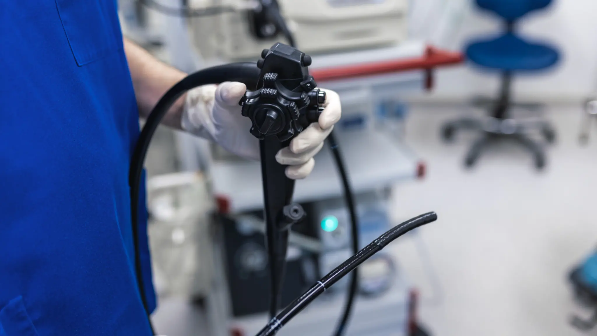 Cologuard vs Colonoscopy: Differences, Accuracy, Pros & Cons 4 cologuard vs colonoscopy